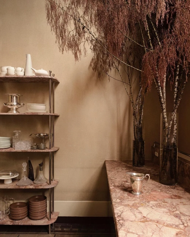 calacatta pink marble decoration